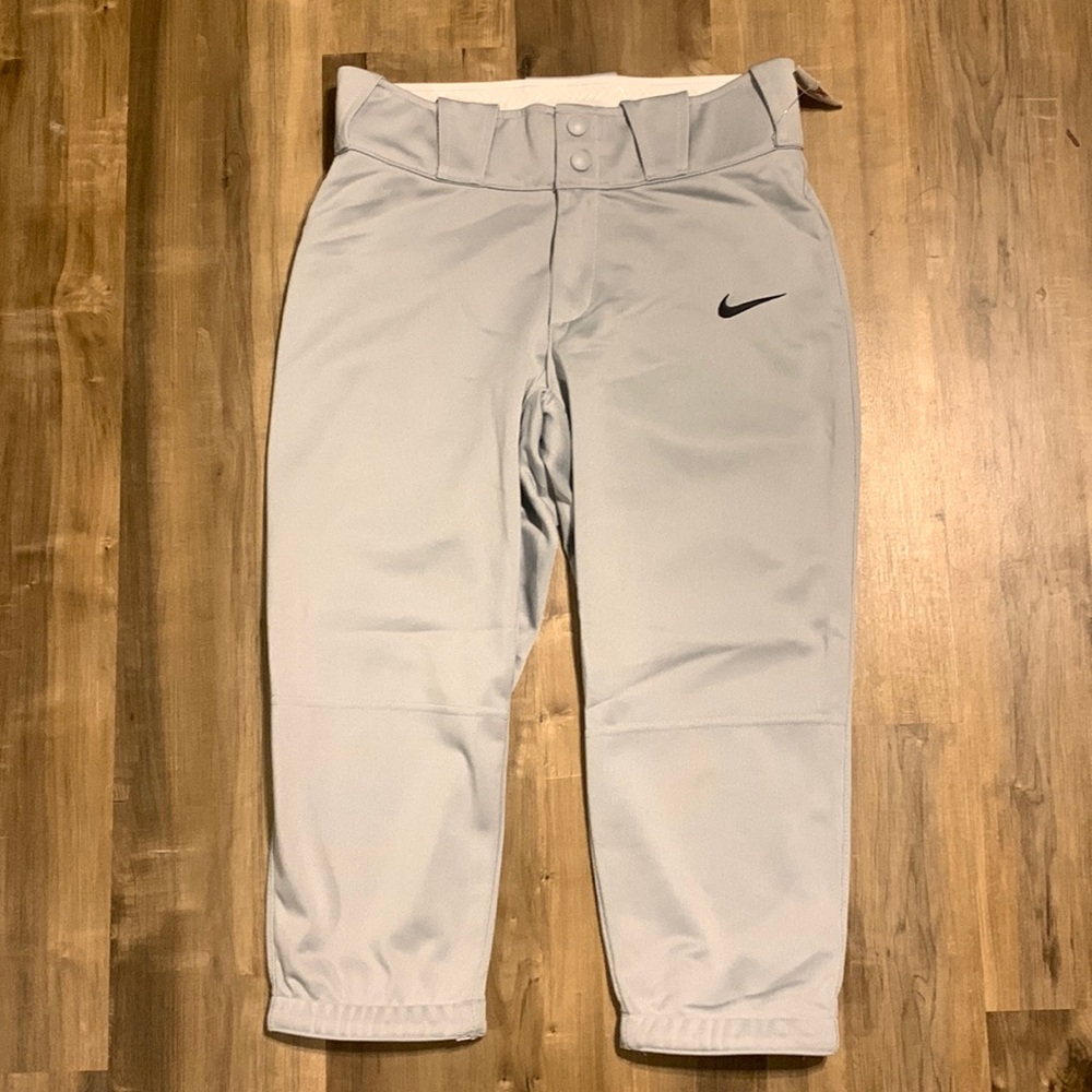 Nike Women’s Gray Dri-Fit Softball Pants (S)